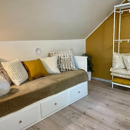 Tamme Maja - Oak Tree House With Big Terrace And Balcony *