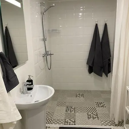 Lejlighed Tamme Maja - Oak Tree House With Big Terrace And Balcony *