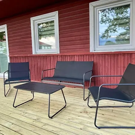 Tamme Maja - Oak Tree House With Big Terrace And Balcony