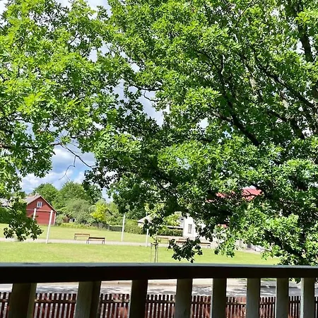 Tamme Maja - Oak Tree House With Big Terrace And Balcony Tapa