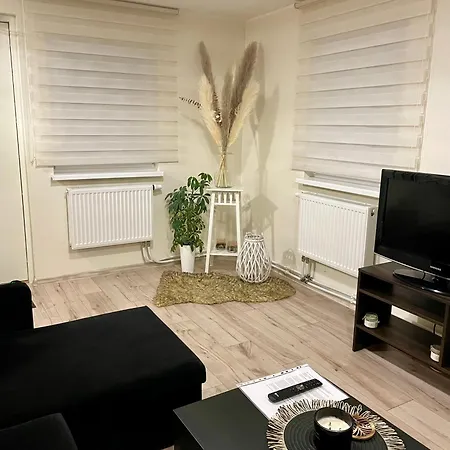 Tamme Maja - Oak Tree House With Big Terrace And Balcony Lejlighed Tapa