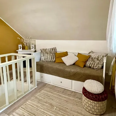 Tamme Maja - Oak Tree House With Big Terrace And Balcony Apartment