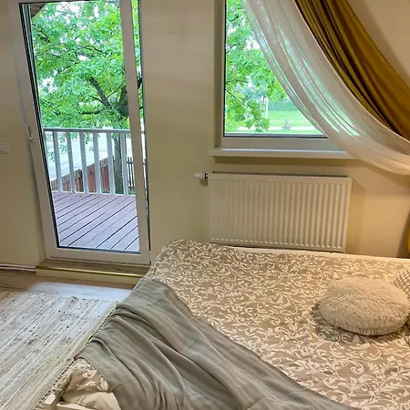 Tamme Maja - Oak Tree House With Big Terrace And Balcony Tapa