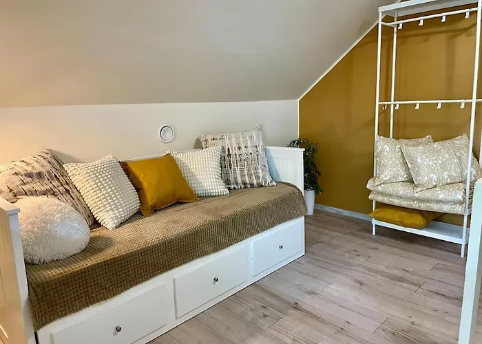 Tamme Maja - Oak Tree House With Big Terrace And Balcony *